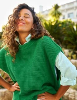 MONTECITO VEST Kelly Green, Pure Italian Cotton