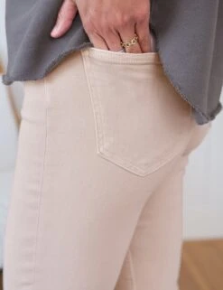 DERRY Ballet Slipper, Italian Dream Denim 6 DERRY Ballet Slipper, Italian Dream Denim -Frank And Eileen Shop 10 DERRY BLSD LAB516NTF EPHT Model RachelleBell 24RE 2347 sRGB 1