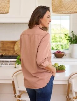 Frank And Eileen Shop -Frank And Eileen Shop 108 EILEEN DSCD FLANNIGAN 2003 LABCROP HTWM Model RayRoberts2023 24RE 1313 sRGB