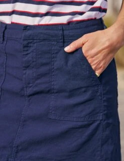 JAMESON SKIRT Summer Navy, Italian Performance Linen -Frank And Eileen Shop 13 LAB220ST RNWS JAMESONSK SNVL LABCROP DDR RAY 25SP May 1920 sRGB