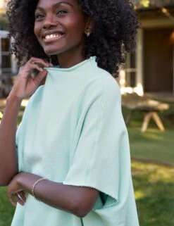 MALIBU TRAVEL SET Dewberry Mineral Wash 8 MALIBU TRAVEL SET Dewberry Mineral Wash -Frank And Eileen Shop 13 LABSET01 DWBM Milan Dixon 25RE 2258 sRGB