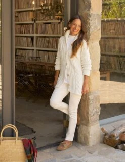 COTSWOLDS Ivory, Pure Italian Cotton 11 COTSWOLDS Ivory, Pure Italian Cotton -Frank And Eileen Shop 13 SWEATER20 IVYK SWEATER01 WHTK ILLUSION01 ANTW SIMONE 25FA SEPT 0505 sRGB