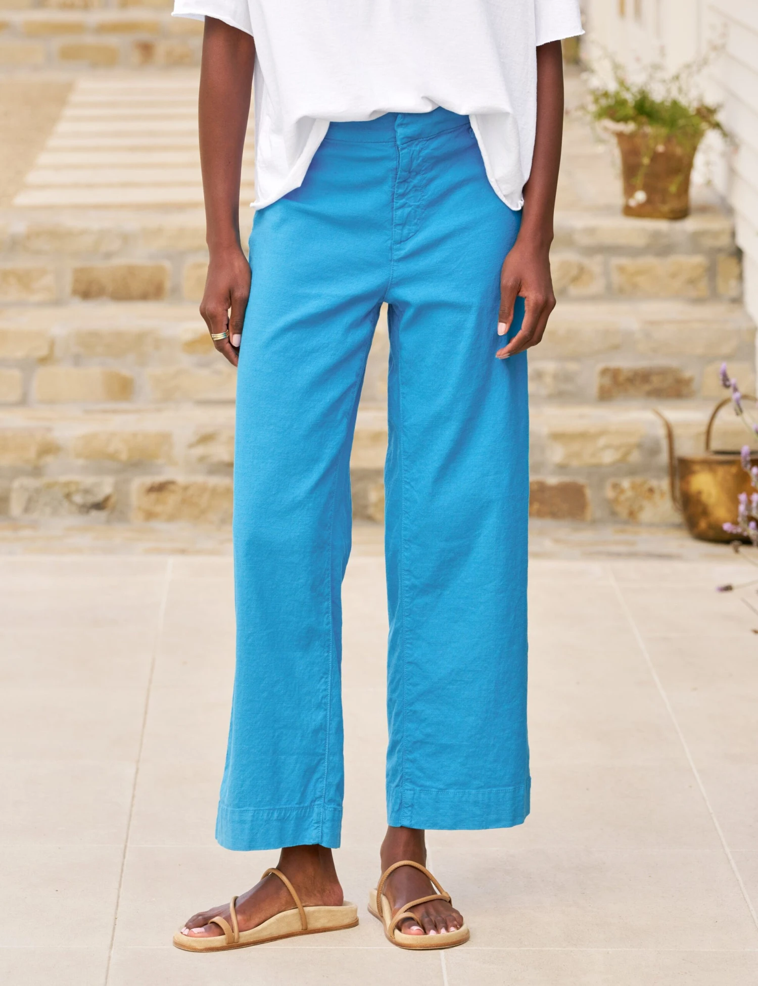 WEXFORD Sapphire, Italian Performance Linen 1 WEXFORD Sapphire, Italian Performance Linen