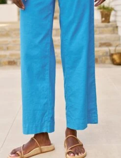 WEXFORD Sapphire, Italian Performance Linen 6 WEXFORD Sapphire, Italian Performance Linen -Frank And Eileen Shop 14 LAB249HJ WHT WEXFORD AZLL MILAN SU25 JULY 3416 sRGB