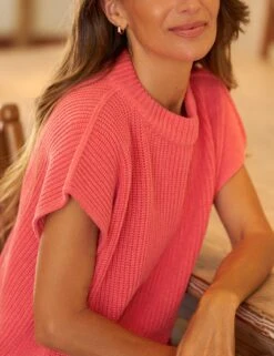 MONTECITO VEST Lobster, Pure Italian Cotton -Frank And Eileen Shop 18 SWEATER05 LBSK WEXFORD WTL SIMONE SP25 MAY 0570 sRGB