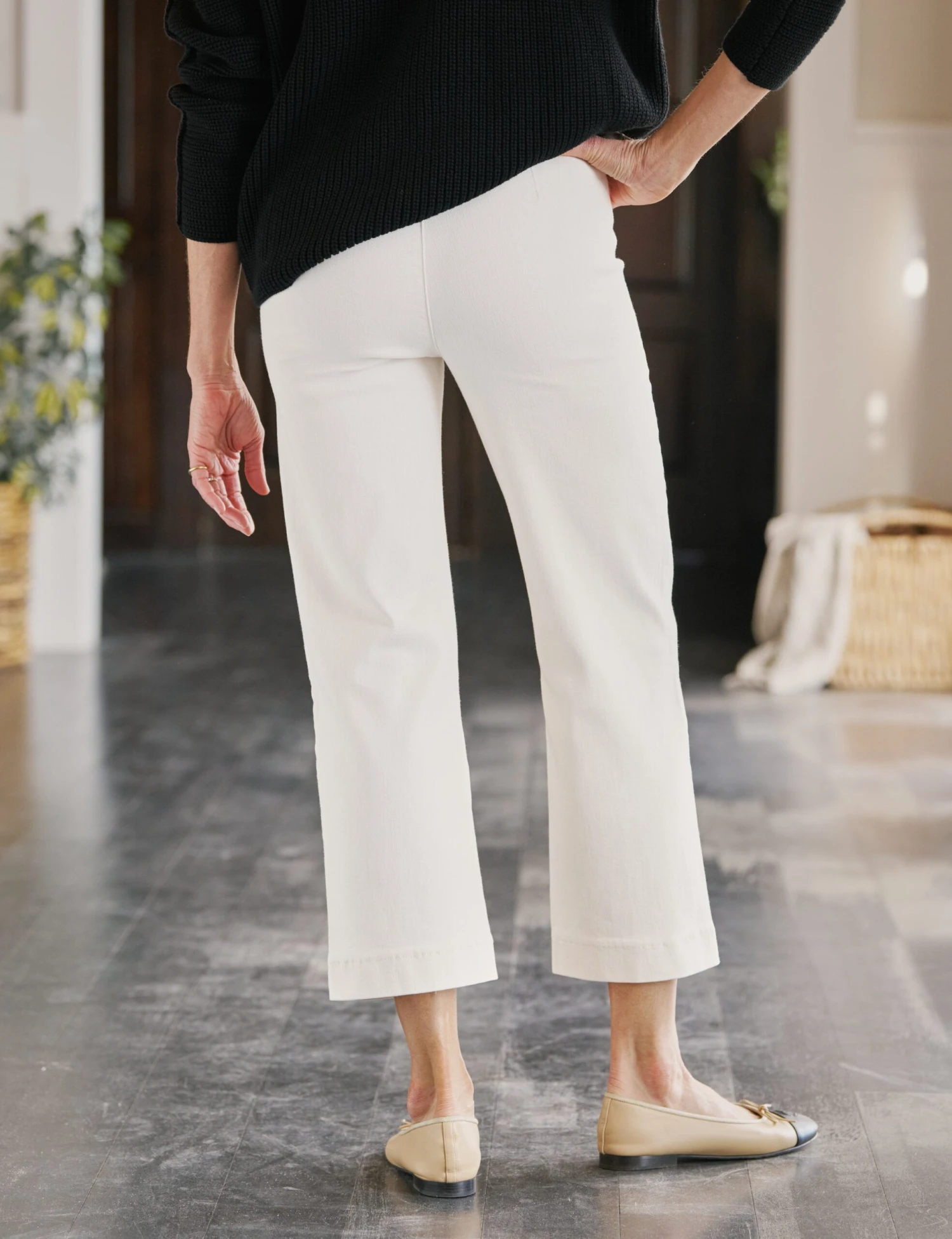 WESTPORT ILLUSION Antique White, Italian Dream™ Denim 2 WESTPORT ILLUSION Antique White, Italian Dream™ Denim - Image 2