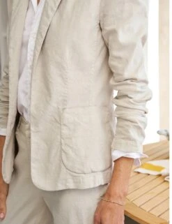 DUBLIN Cement, Italian Performance Linen 8 DUBLIN Cement, Italian Performance Linen -Frank And Eileen Shop 22 KINSALE CMTL BARRY WHTD DUBLIN CMTL Model Kristine Szabo 24SP 4374 sRGB 99cf50b0 17ba 4132 8228 1369ab2a2e03