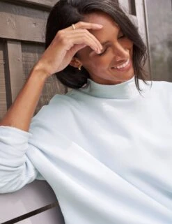 ASPEN TRAVEL SET Ice -Frank And Eileen Shop 26 LABSET04 ICE Model Sadie Buris 23FA 2009 sRGB