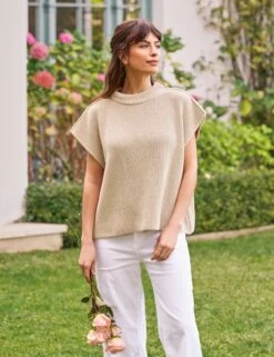 MONTECITO VEST Sand, Pure Italian Cotton -Frank And Eileen Shop 26 WEXFORD WTL SWEATER05 SNDK KristenJadlow 25SP March 0381 sRGB