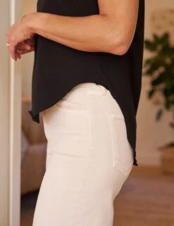 THEO Black, Heritage Jersey 6 THEO Black, Heritage Jersey -Frank And Eileen Shop 31 LAB219 BLK GALWAY ALMD Model RachelleBell 24RE 4773 sRGB