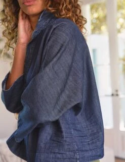 GABI Vintage Dark Indigo Wash, Famous Denim -Frank And Eileen Shop 37 EILEEN WNVT GABI VDWD LIMERICK OLVT PALOMA 25FA SEPTEMBER 4134 sRGB