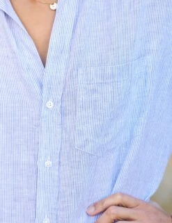 RORY Blue Stripe, Lived-in Linen -Frank And Eileen Shop 38 RORY BSLN Paloma Jonas 24SP 2619 sRGB