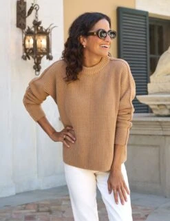 MONTECITO SWEATER Camel, Pure Italian Cotton -Frank And Eileen Shop 40 ILLUSION01 ANTW SWEATER02 CAMK JuliaOrtiz 25SP Pickup 2783 sRGB