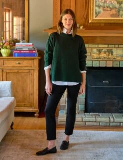 MONTECITO SWEATER British Racing Green, Pure Italian Cotton 10 MONTECITO SWEATER British Racing Green, Pure Italian Cotton -Frank And Eileen Shop 46 ILLUSION03 BCKD MACKENZIE WHTD SWEATER02 BRGK 1020 sRGB 1