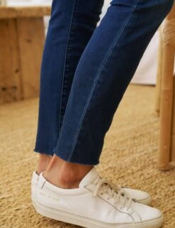 SLIGO 1992 Wash, Italian Performance Denim -Frank And Eileen Shop 47 LAB521TF WHT SLIGO 1992 Model SimoneNorblom 24RE 0439 sRGB