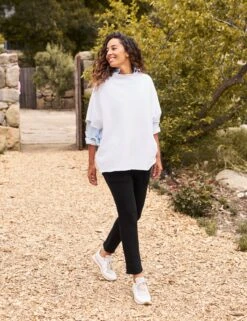 BLACKROCK Black, Triple Fleece 10 BLACKROCK Black, Triple Fleece -Frank And Eileen Shop 47 LAB644TF BLK EILEEN TBTD LAB228TF WHT Paloma Jonas 24FA 4950 sRGB