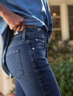 CORK Everyday Rinse, Everyday Denim -Frank And Eileen Shop 6 CORK RIND EILEEN VWD SWEATER01 SNDK Milan Dixon 24SP 1884 sRGB