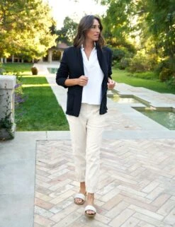 DUBLIN British Royal Navy, Triple Fleece 10 DUBLIN British Royal Navy, Triple Fleece -Frank And Eileen Shop 62 LABDUBLIN BRNV JAMESON CMTL LAB227HJ WHT RayRoberts 25SP March 1968 sRGB