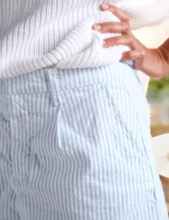 WATERFORD Blue And White Stripe, Italian Performance Linen -Frank And Eileen Shop 69 WATERFORD BWSL SWEATER02 WHTK Paloma 25SP March 1739 sRGB