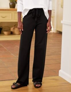 CATHERINE 29" Black, Triple Fleece