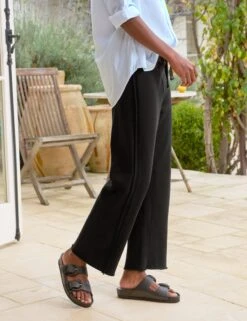 BELLA Black, Triple Fleece 9 BELLA Black, Triple Fleece -Frank And Eileen Shop 73 LAB643TF BLK EILEEN L005 Milan Dixon 24SP 7042 sRGB