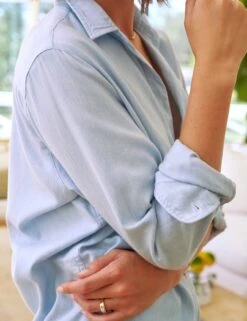 EILEEN Melange Blue, Italian Cashmere Touch -Frank And Eileen Shop 76 EILEEN MBF GALWAY 1972 Model MicheleOullet 24RE 0330 sRGB