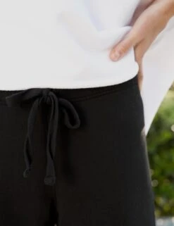 CATHERINE Black, Triple Fleece -Frank And Eileen Shop 79 LAB634TF BLK LAB216NTF WHT RAY 10030 v1 sRGB